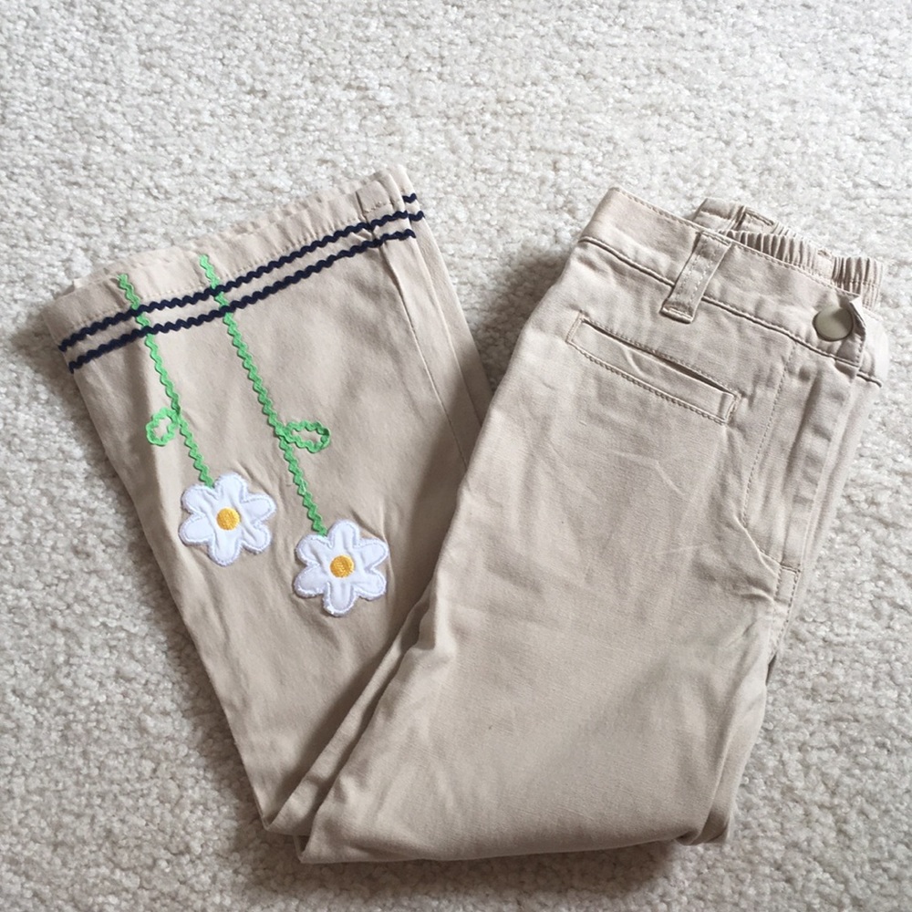 NWT Gymboree khaki flare pants with flower detail